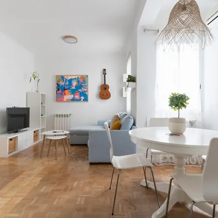 Bright Apartment-2bedrooms 1bathroom-delicias Madrid