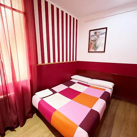 La Casa De La Plaza Madryt
