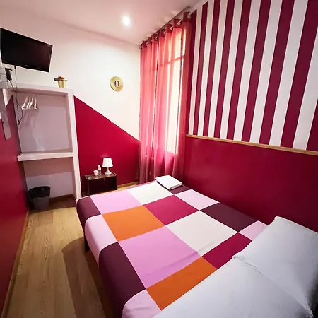 Pensjonat La Casa De La Plaza Madryt