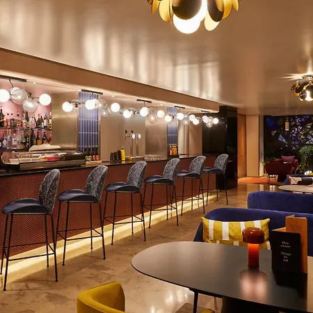 Hotel Voco Retiro By Ihg 4*