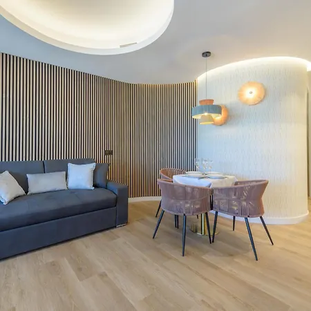 Gran Via Capitals By Monaro***** 아파트 *