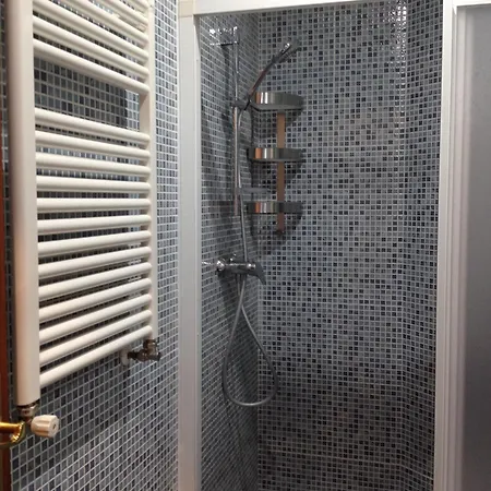Bookinmadrid Com - Puerta Del Sol Appartamento Madrid