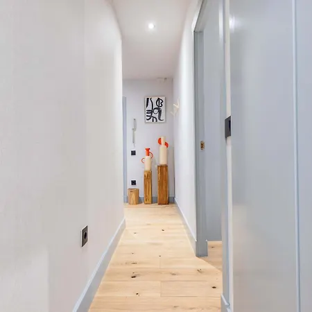 Malasana Escorial En Apartamento Madri