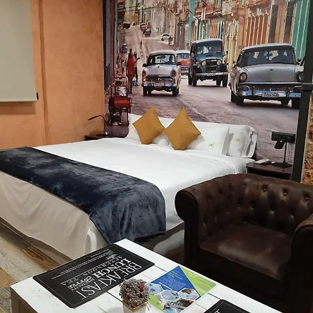 T-homes Salamanca Apartment *