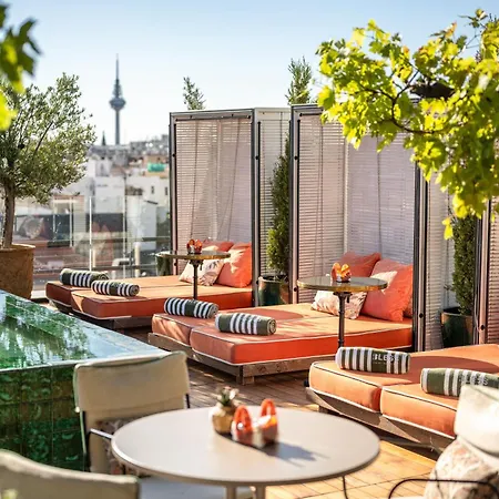 Bless - The Leading Of The World Hotell