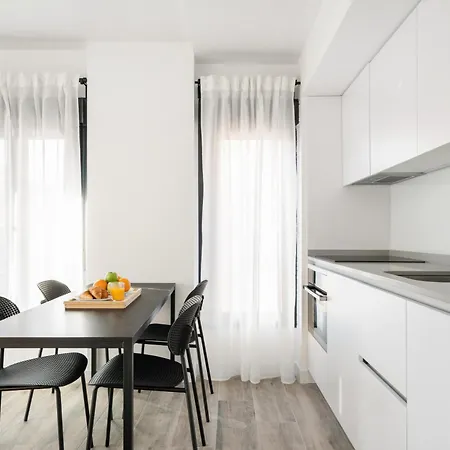 Dobo San Diego Apartment