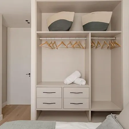 Chueca Iv Calle Escorial 2br 2bh Apartamento *