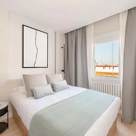 Chueca Iv Calle Escorial 2br 2bh