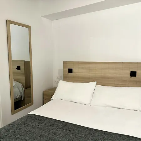 Cavabajasuites 2 Apartment Madrid