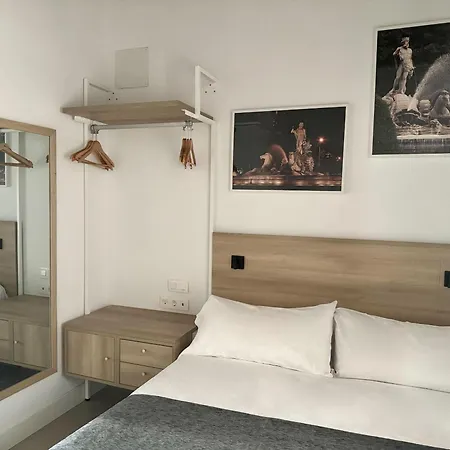 Cavabajasuites 2 Apartment Madrid