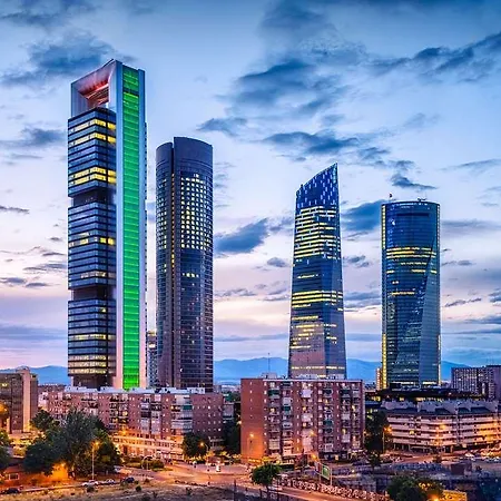 Otel Centro, Affiliated By Melia 3*