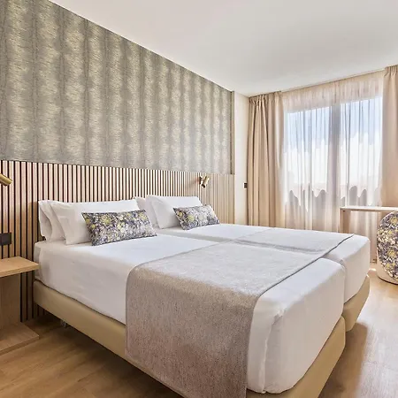 Rafaelhoteles Piramides Hotel