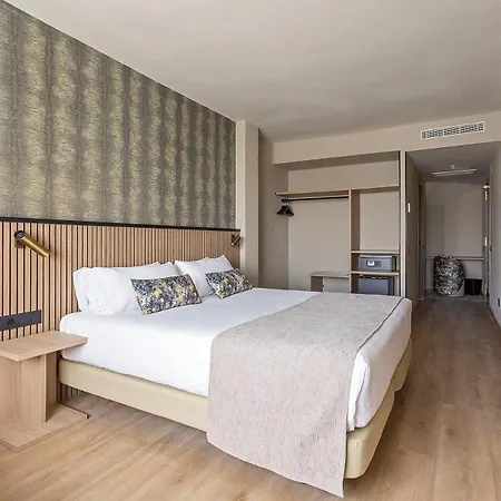 Hotel Rafaelhoteles Piramides 3*