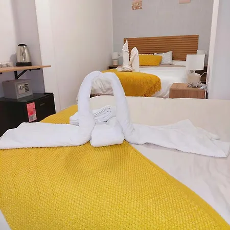 Guest house Universal *