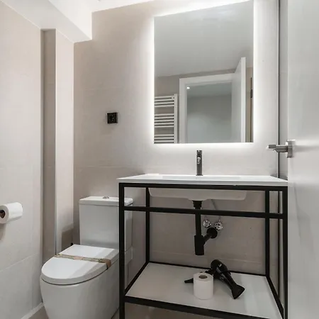 Laurel-mintystay 2 * Madrid