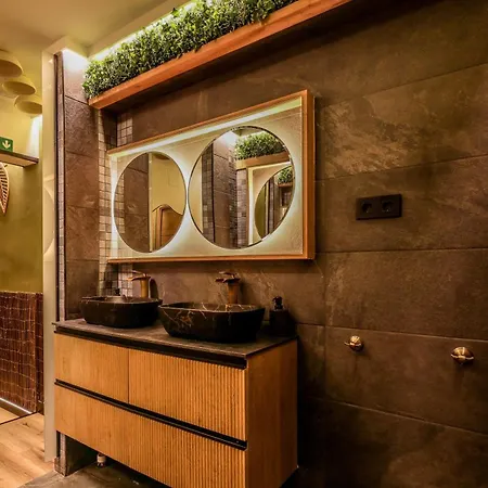 Eliseo - Livingcoworking - Malasana 马德里