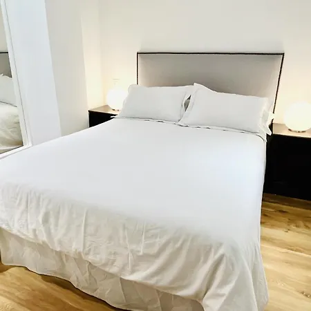 Plaza De La - Exclusive Bed and breakfast