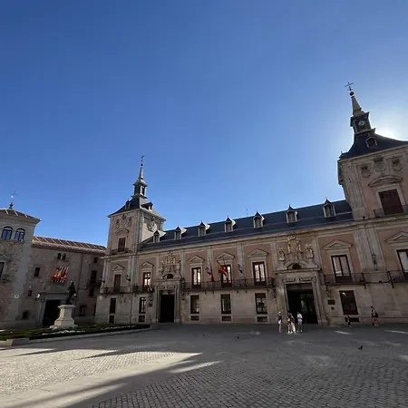 Plaza De La - Exclusive Bed and breakfast Madrid