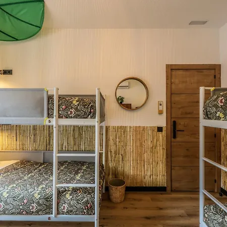 Eliseo - Livingcoworking - Malasana 旅馆 *