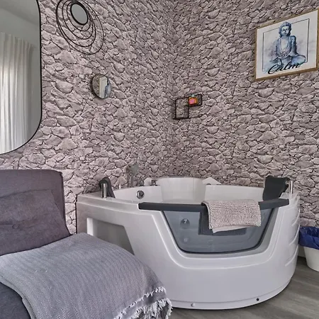 Centricos Con Jacuzzi Y Netflix *