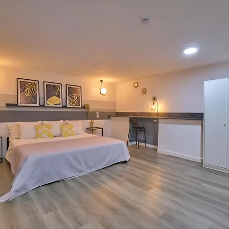 Centricos Con Jacuzzi Y Netflix