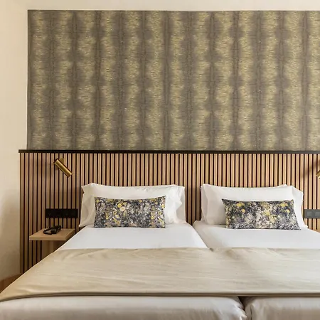 Rafaelhoteles Piramides 3*