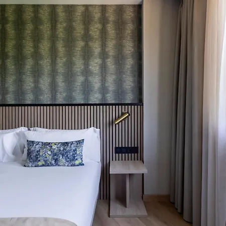 Hotel Rafaelhoteles Piramides 3*