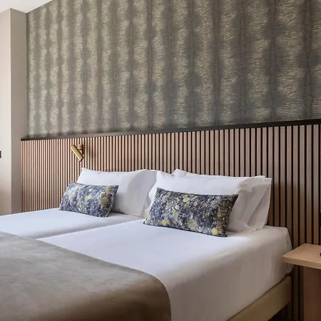 Rafaelhoteles Piramides Hotel