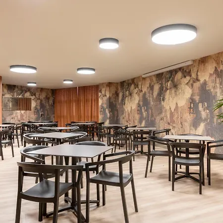 Hotel Rafaelhoteles Piramides Madrid