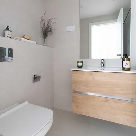 Duplex Con Piscina Y Garaje En Ciudad Jardin Apartment Madrid