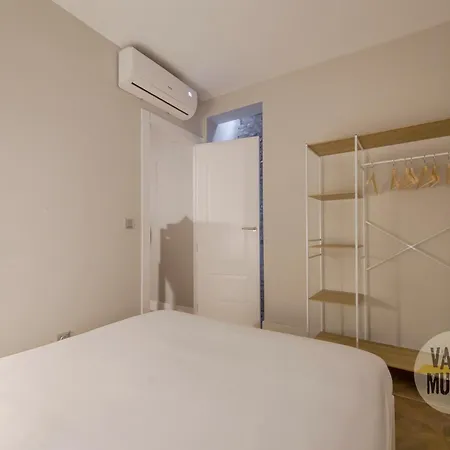Apartment Super 10pax En Malasana-centro E3 Madrid