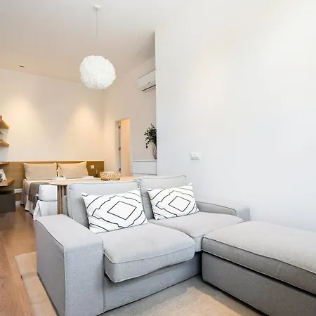 Encantador Estudio Chamartin Madrid