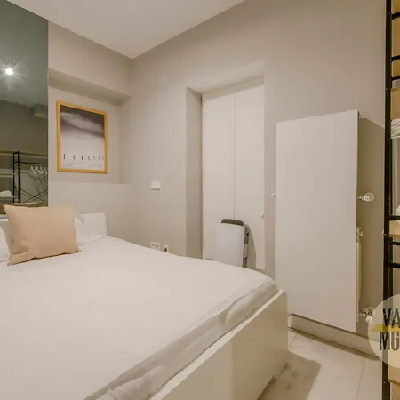 Apartmán Cool Duplex Bajo 7pax Cerca De Tirso De Molina E2 *
