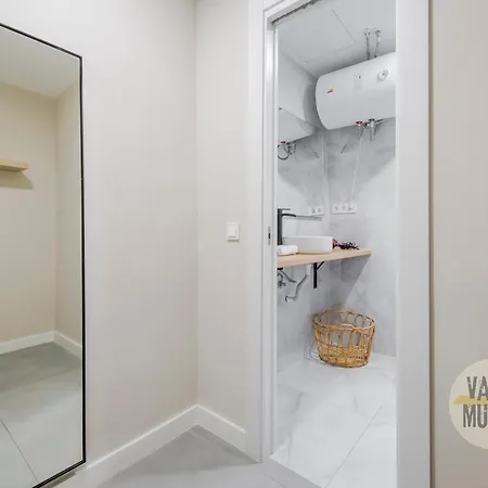 Sabor Madrileno Para 5 En Calatrava 19 - E2 Appartement Madrid