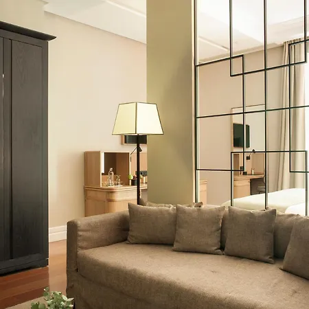 Unico Madrid, Small Luxury