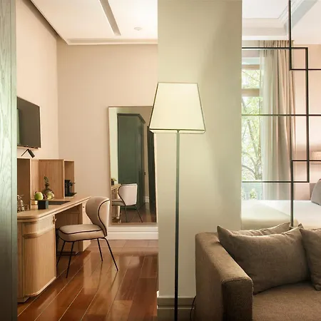 Unico Madrid, Small Luxury