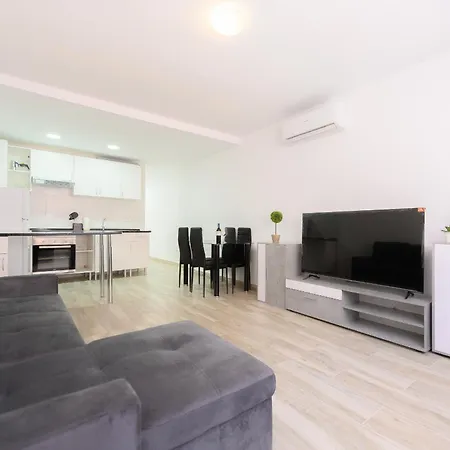 Apartment For Acogedor Temporal De Un En Chamartin Mma321b Madrid