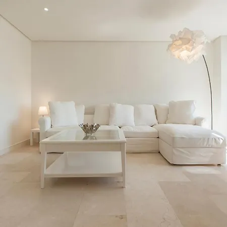 Elegante Con Parking Y Gym En Urbanizacion De Lujo En Aravaca Apartment