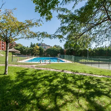 Elegante Con Parking Y Gym En Urbanizacion De Lujo En Aravaca *