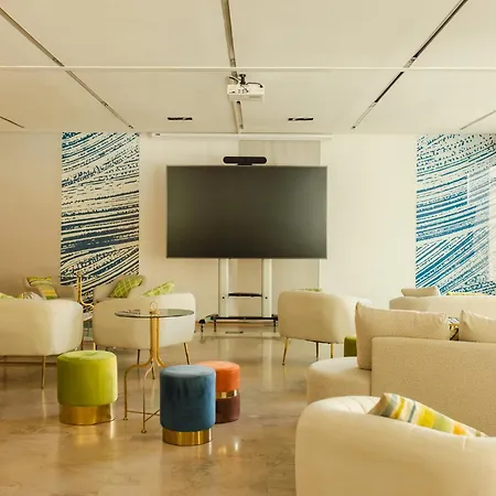 Hotel Voco Retiro By Ihg Madryt