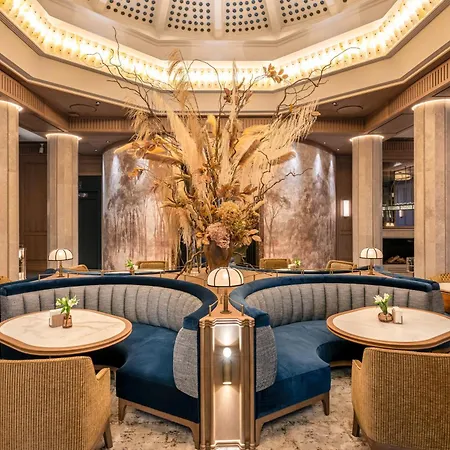 Bless - The Leading Of The World Hotell