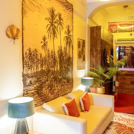 Life Gran Via Hotel 3*