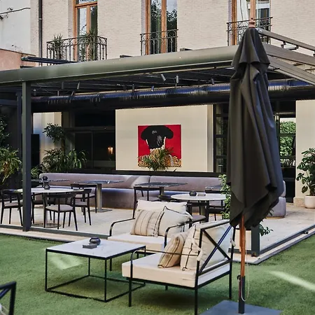 Hotel Unico Madrid, Small Luxury 5*