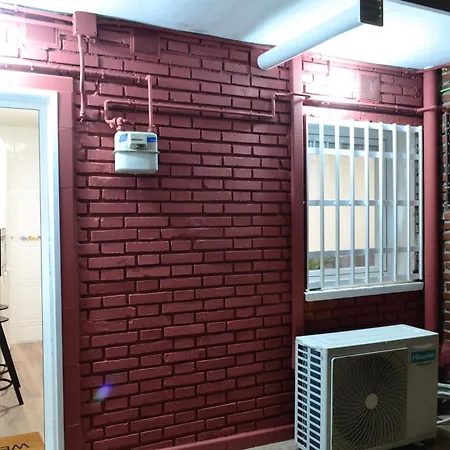 Bonito Caja Magica Apartmán Madrid