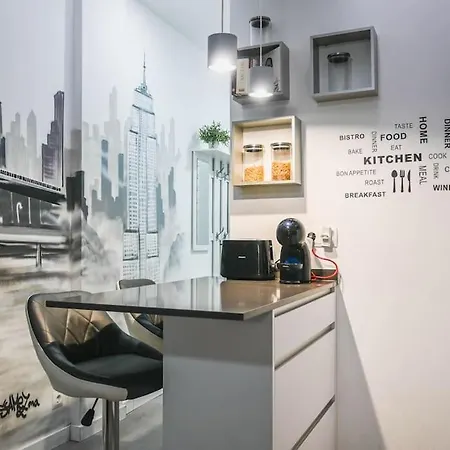 Apartment For Moderno Y Comodo En El Centro Temporal Emb50 Madrid