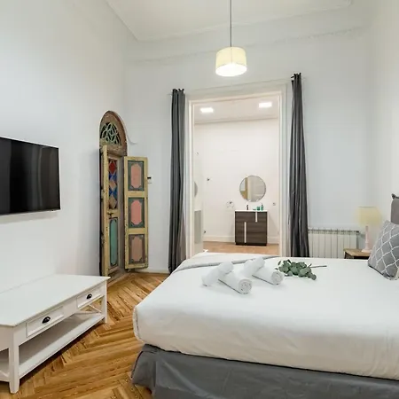 Charming Gran Via Palace -