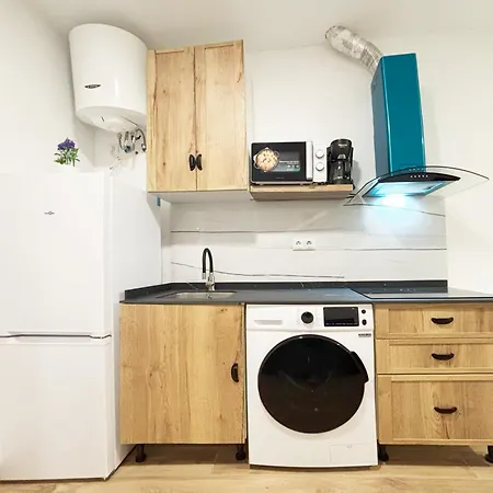 Apartamento Nuevo, Luminoso Y Centrico Madrid