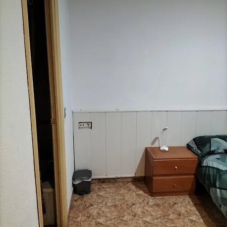 Tranquila Y Familiar Privatunterkunft Madrid