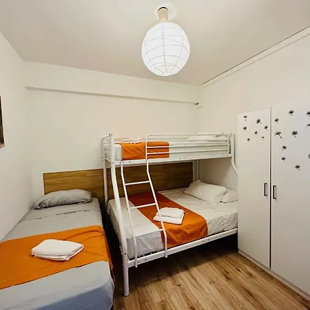 Apartment Punta Me In Downtown Madrid