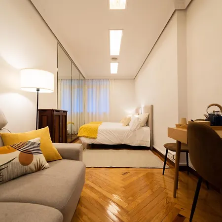 Pleno Centro Fuencarral Guest house